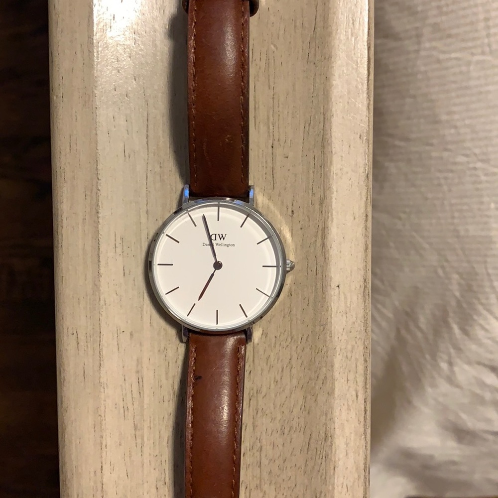 DW Watch